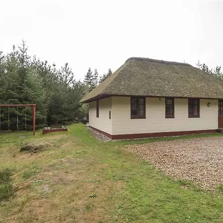Βίλα With Thatched Roof And Calm Blåvand