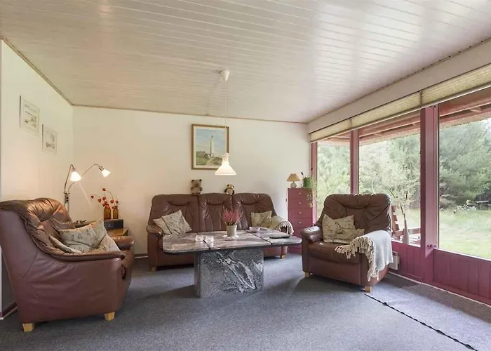 Villa With Thatched Roof And Calm *